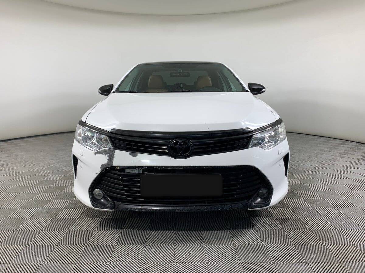 Toyota Camry, 2017 - фото №2