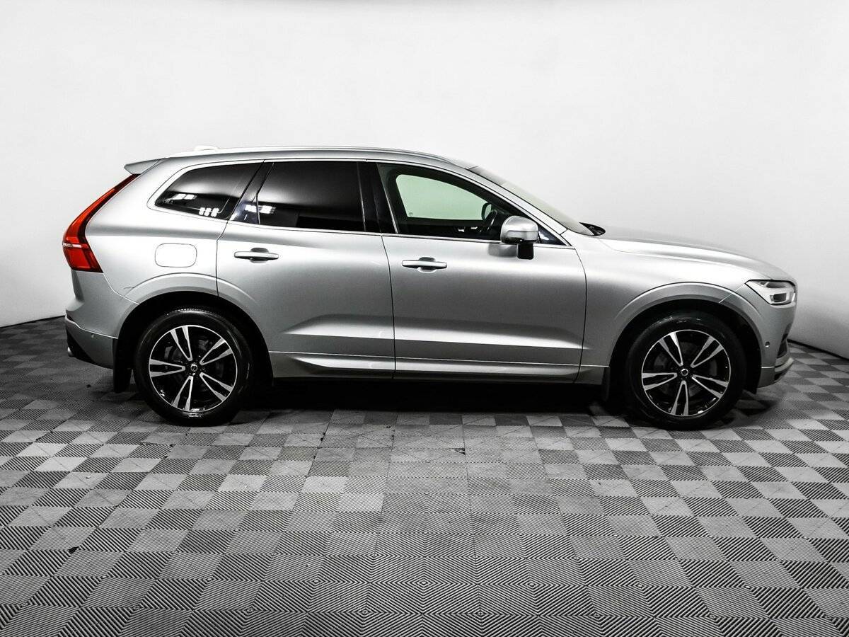 Volvo XC60, 2018 - фото №4