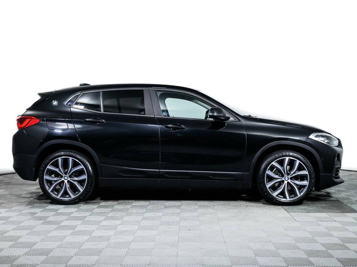 BMW X2 sDrive18i, 2018 - фото №4