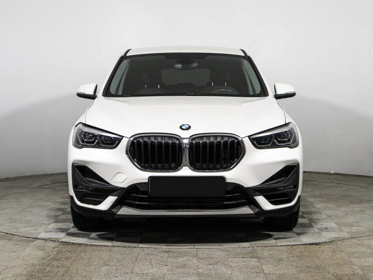 BMW X1 18i sDrive, 2019 - фото №2