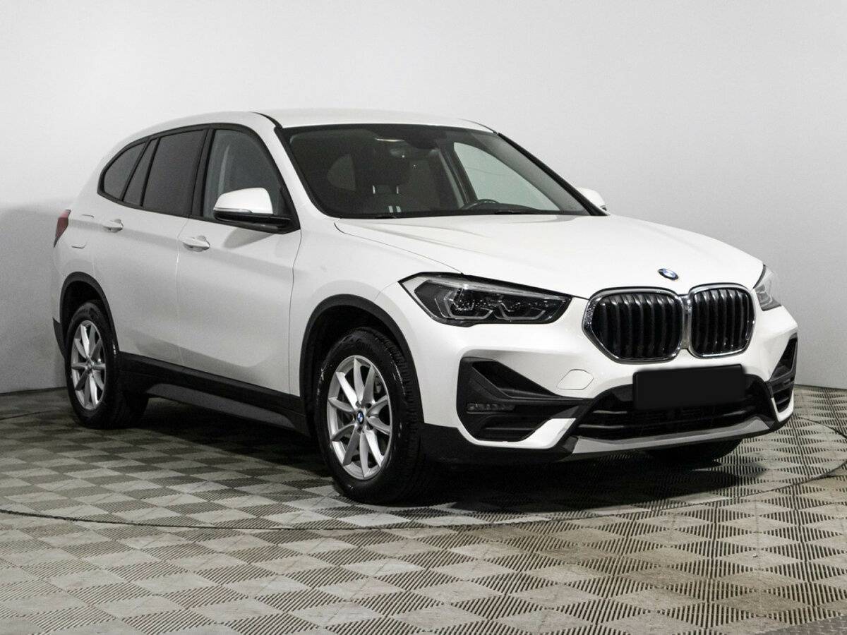 BMW X1 18i sDrive, 2019 - фото №3
