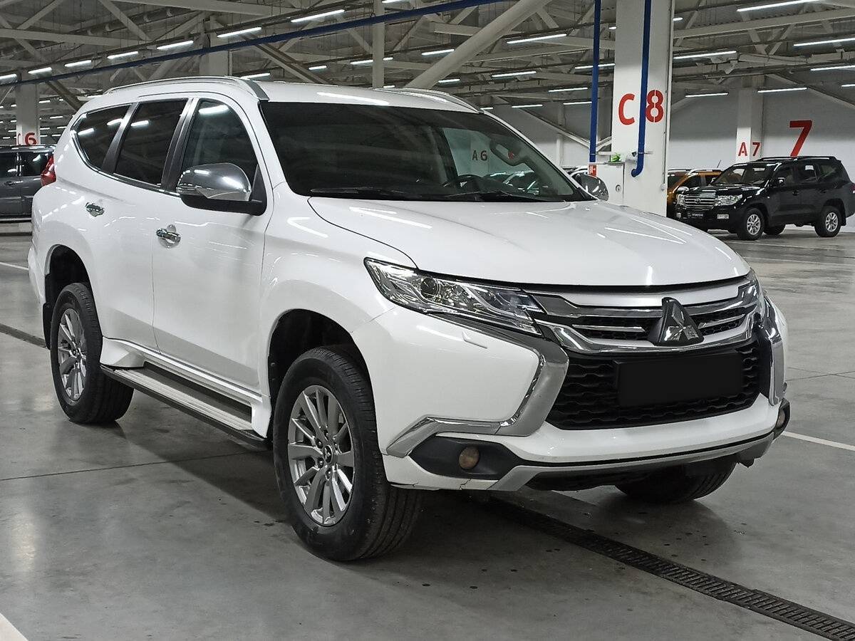 Mitsubishi Pajero Sport, 2018 - фото №3