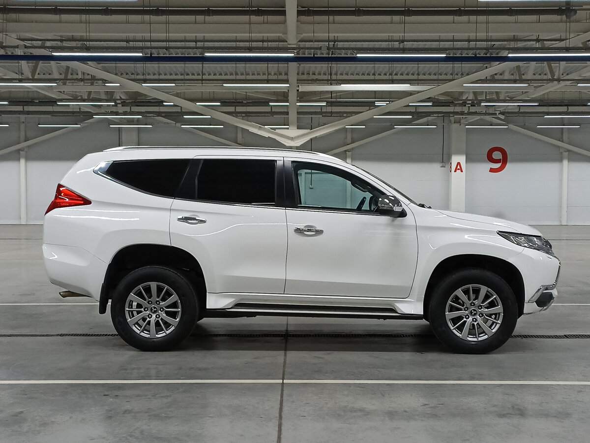 Mitsubishi Pajero Sport, 2018 - фото №4