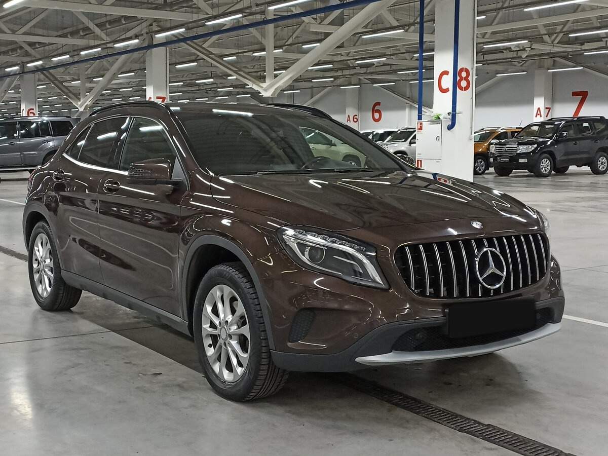 Mercedes-Benz GLA 200, 2015 - фото №3