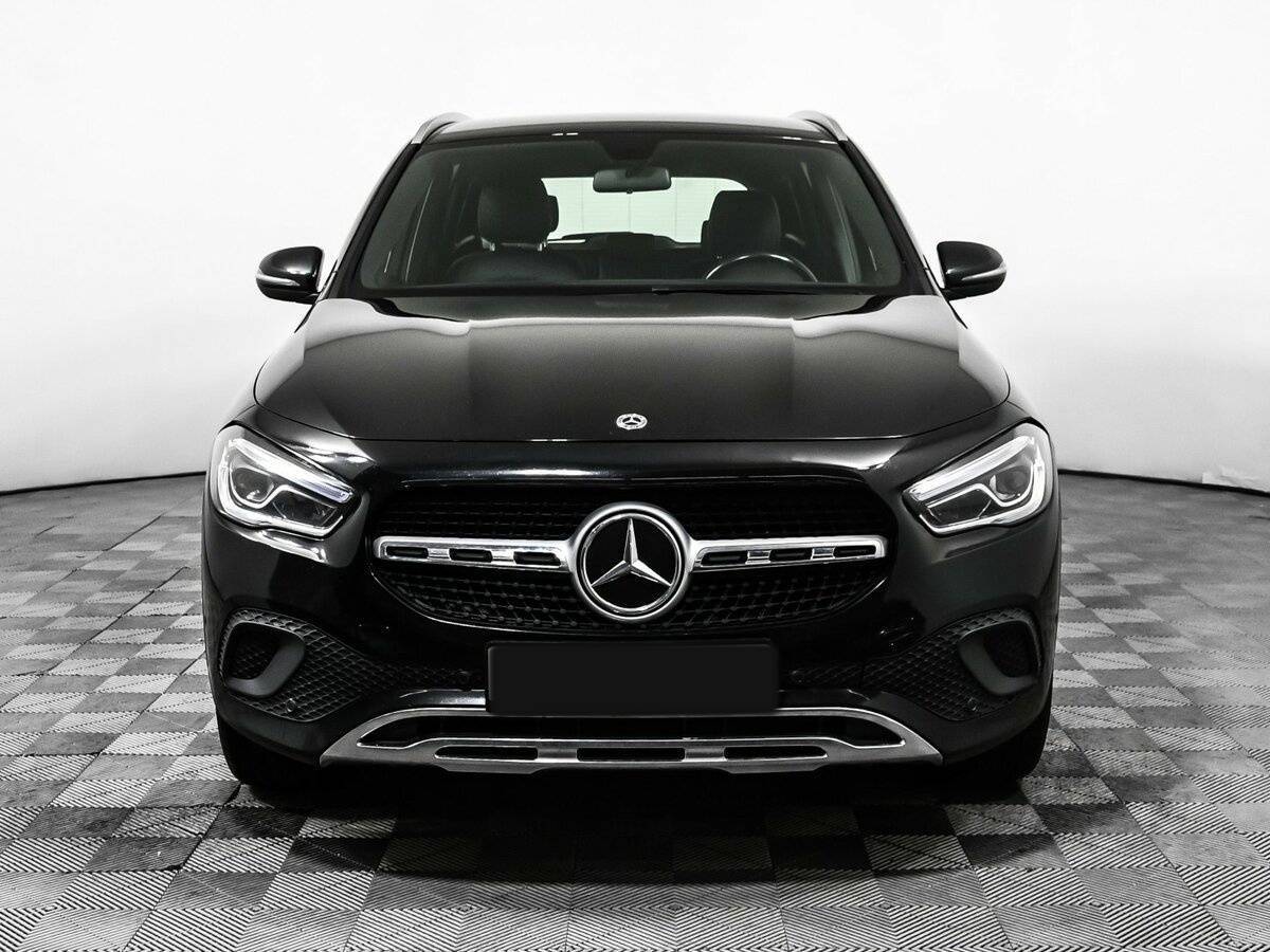 Mercedes-Benz GLA 200, 2021 - фото №2