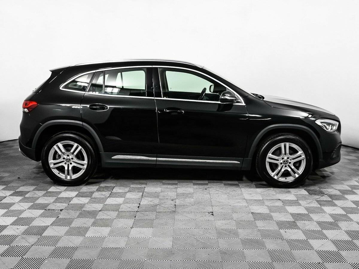 Mercedes-Benz GLA 200, 2021 - фото №4