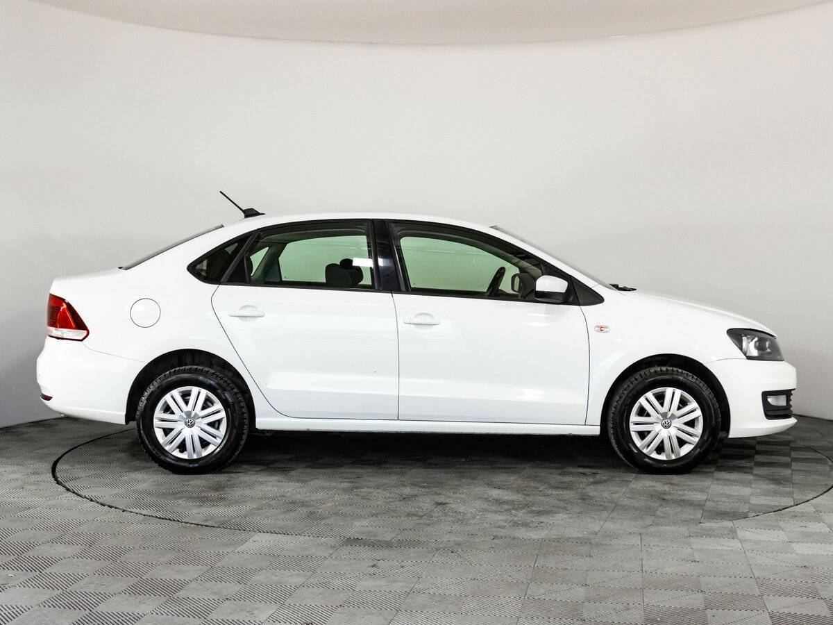Volkswagen Polo, 2017 - фото №4