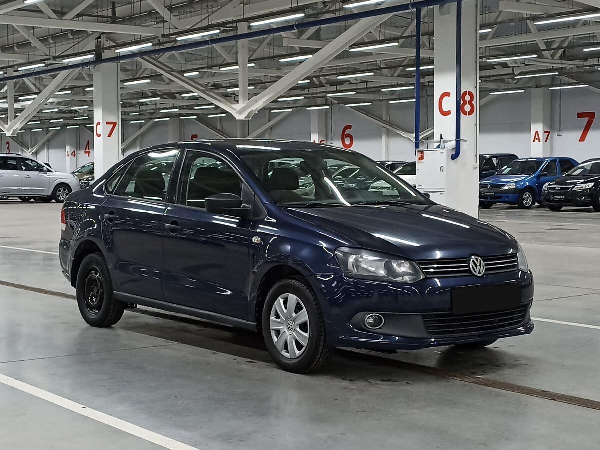 Volkswagen Polo, 2015 - фото №3