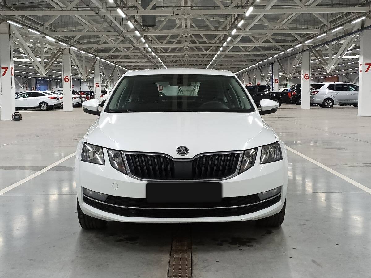 Skoda Octavia, 2018 - фото №2