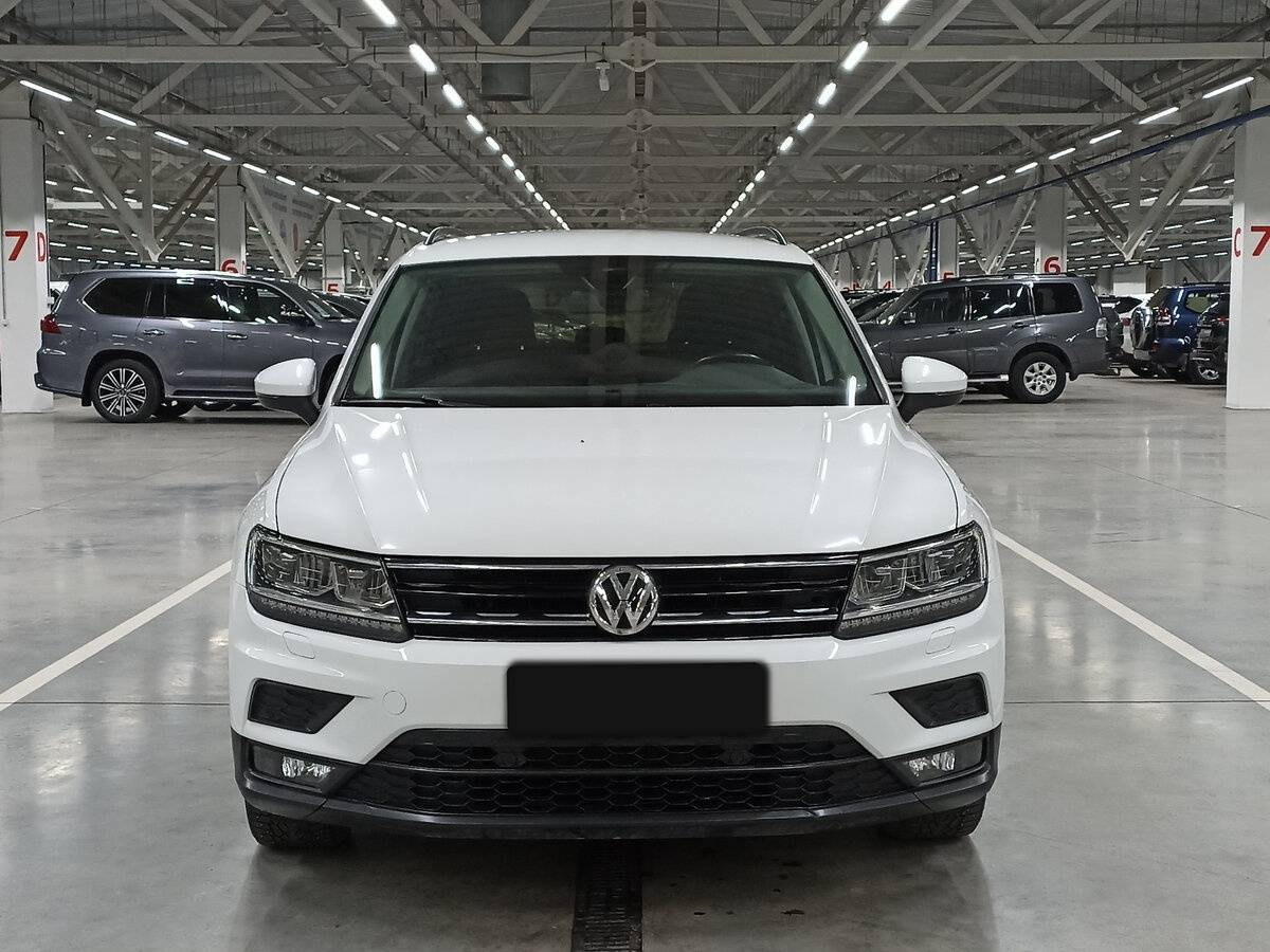 Volkswagen Tiguan, 2019 - фото №2