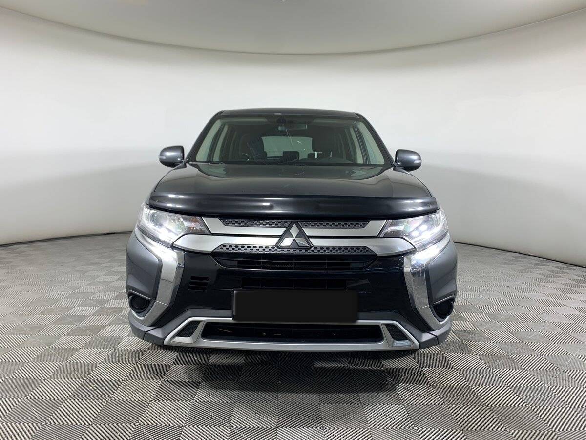Mitsubishi Outlander, 2019 - фото №2