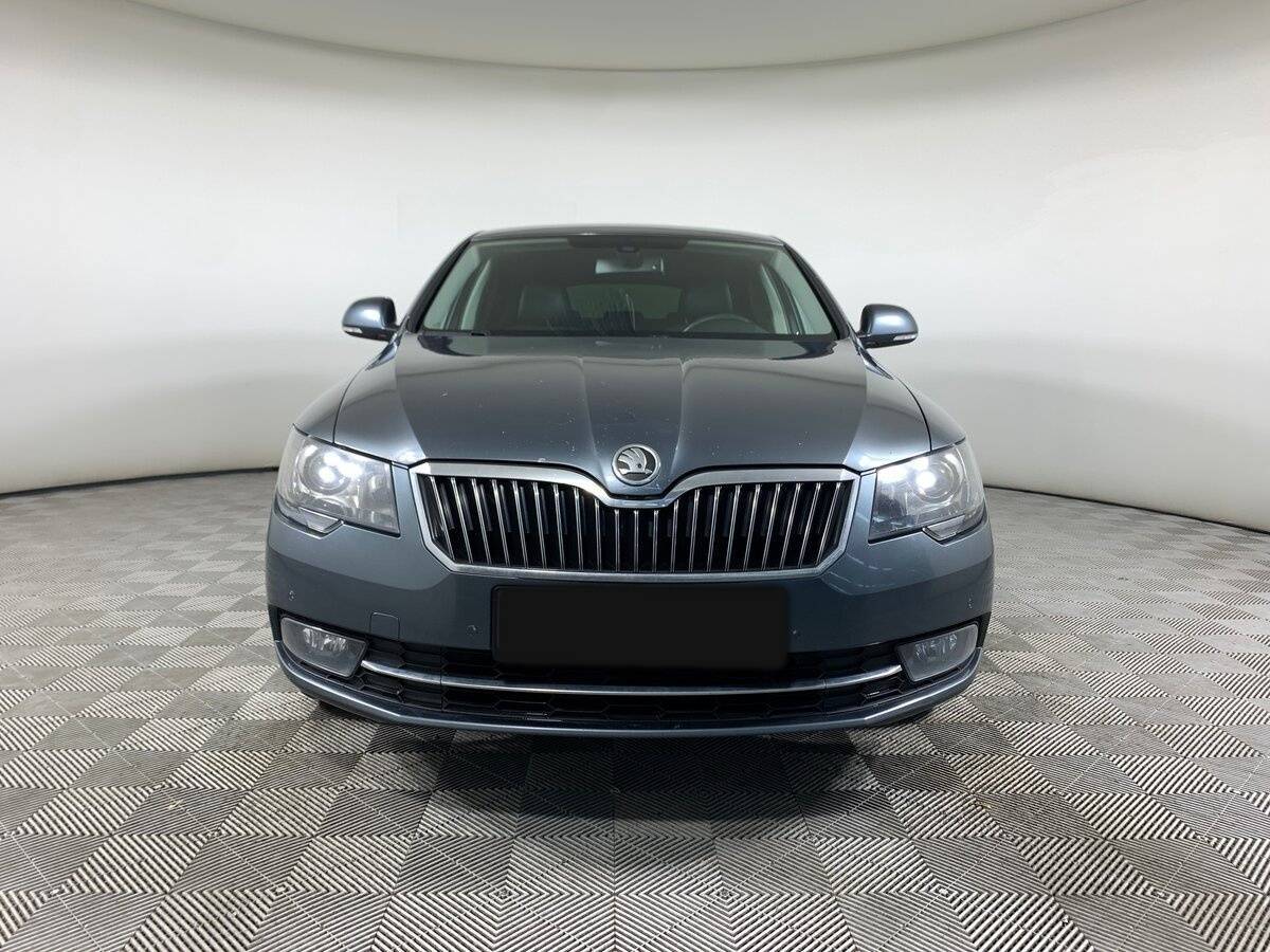 Skoda Superb DSG, 2014 - фото №2