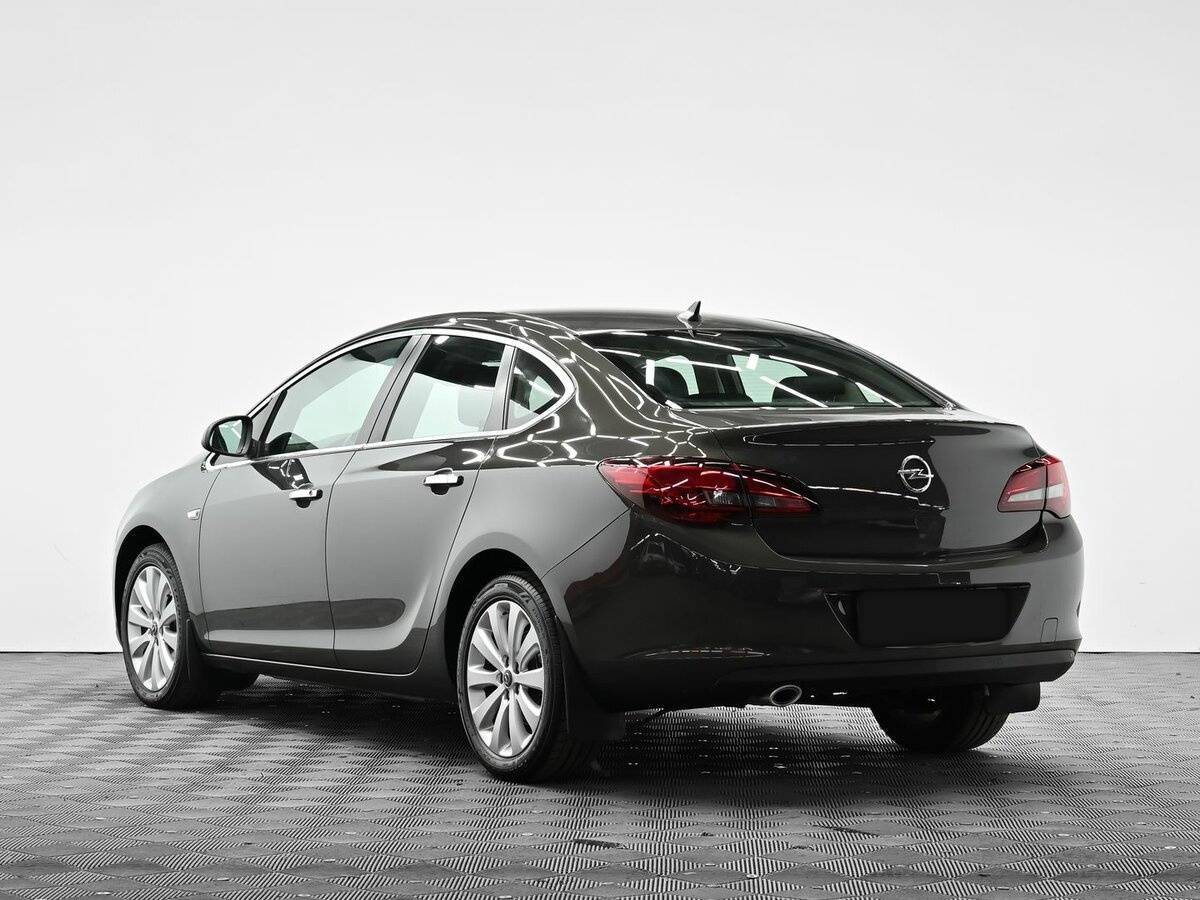 Opel Astra, 2013 - фото №3