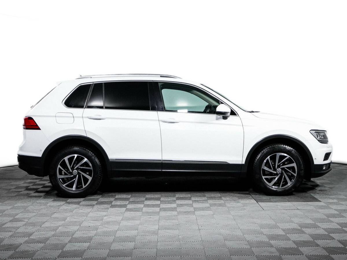 Volkswagen Tiguan, 2018 - фото №4