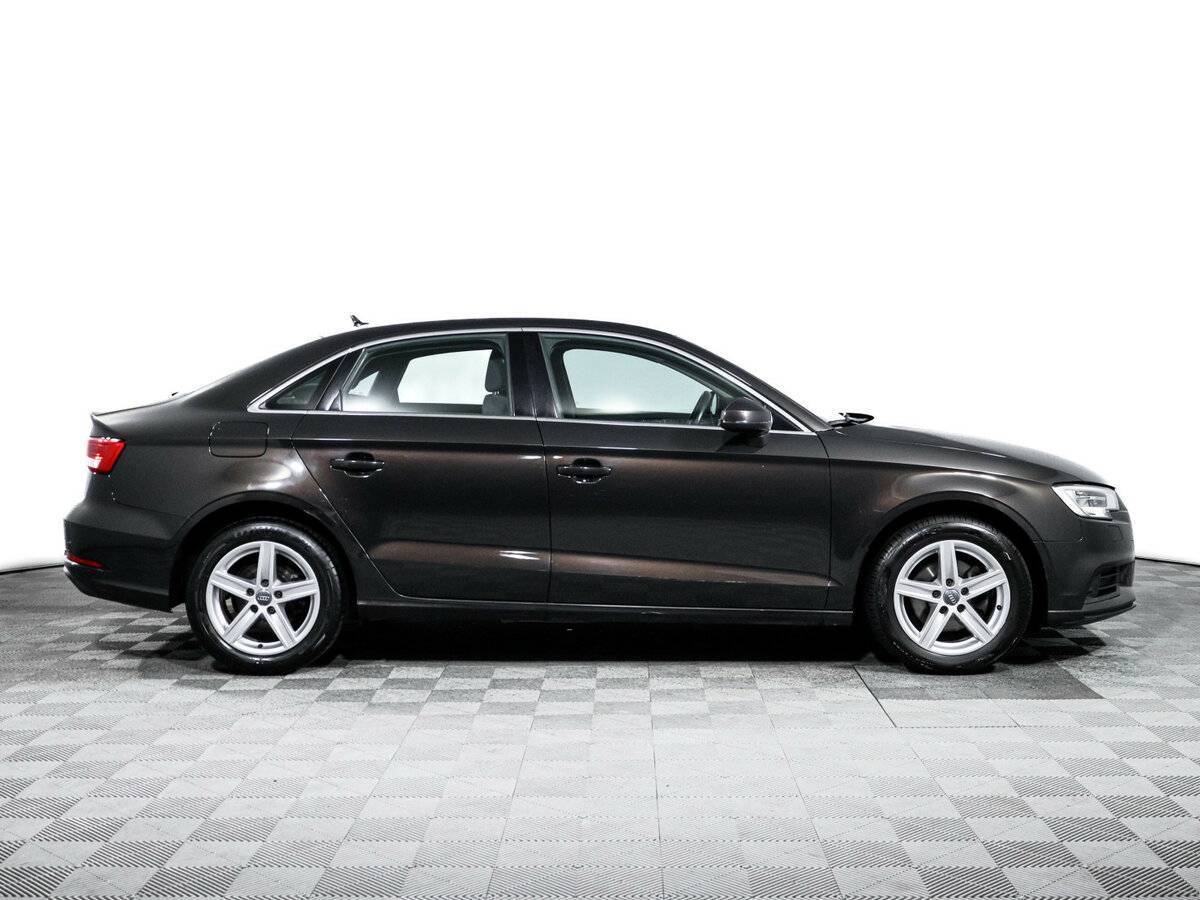 Audi A3, 2017 - фото №4