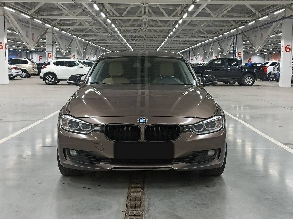 BMW 3 серии 320i, 2013 - фото №2