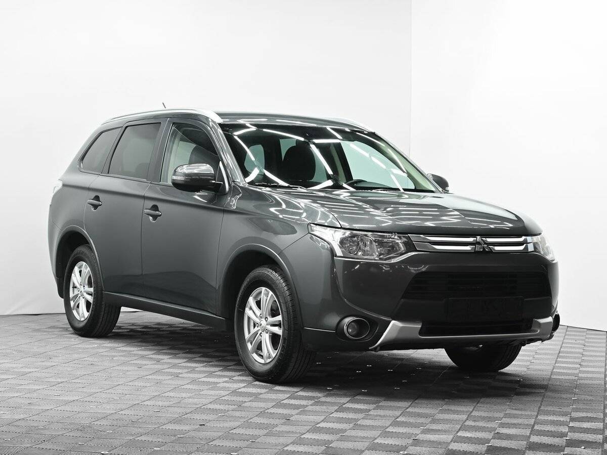 Mitsubishi Outlander, 2014 - фото №2