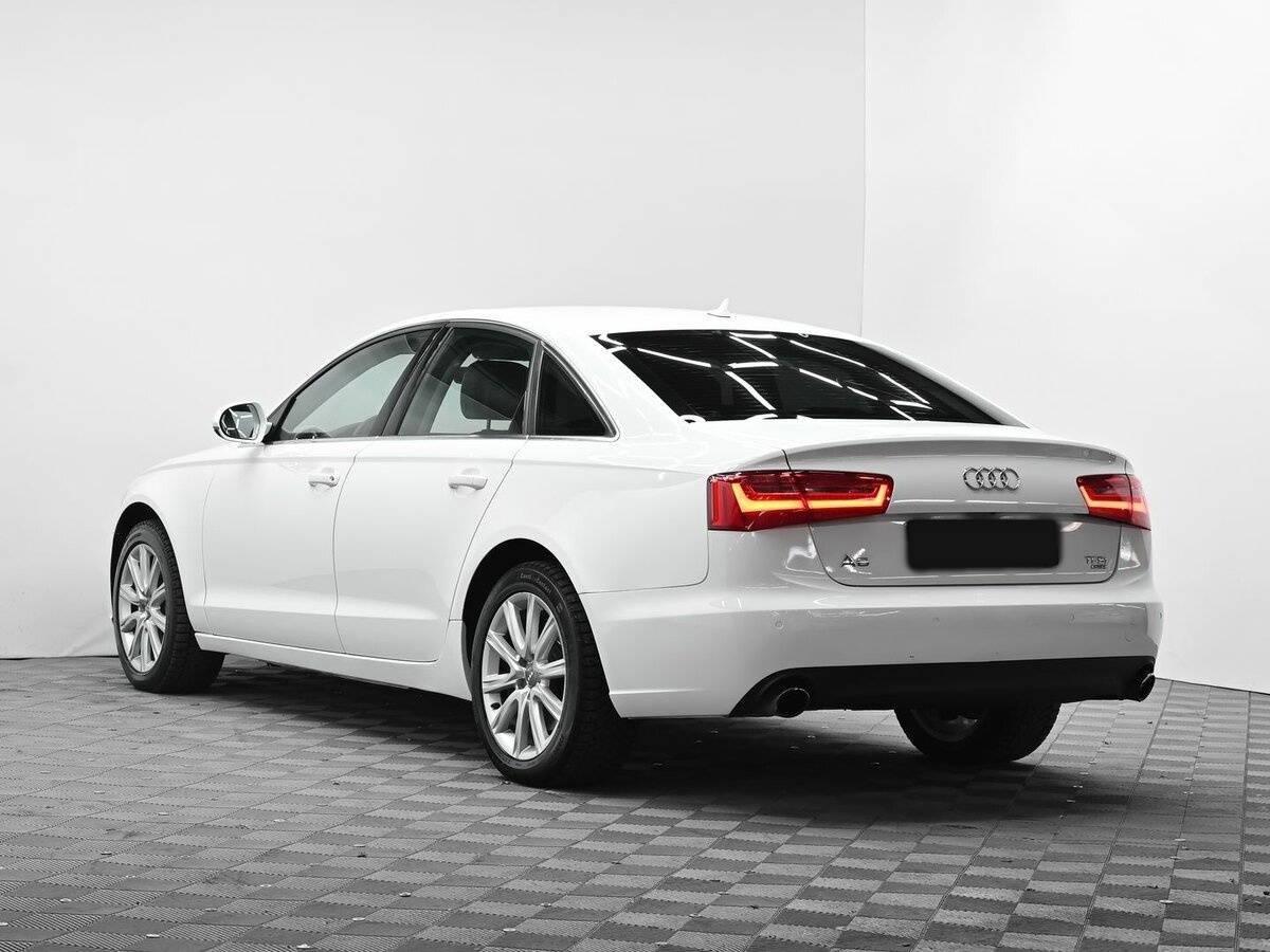 Audi A6, 2012 - фото №3