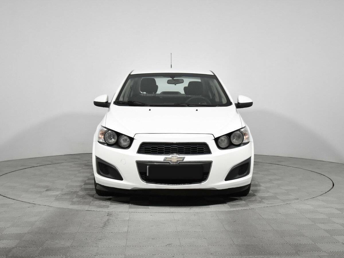 Chevrolet Aveo, 2013 - фото №2