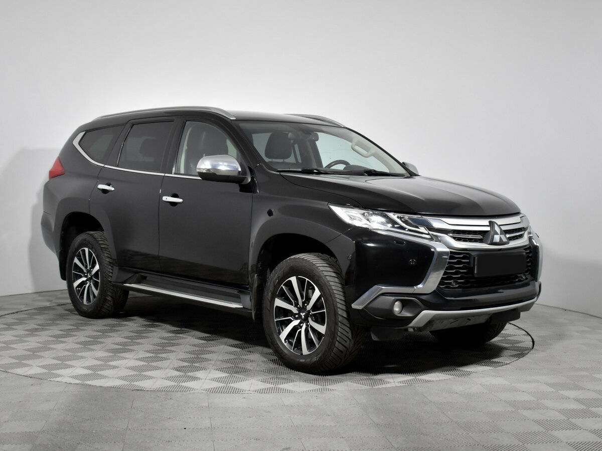 Mitsubishi Pajero Sport, 2017 - фото №3