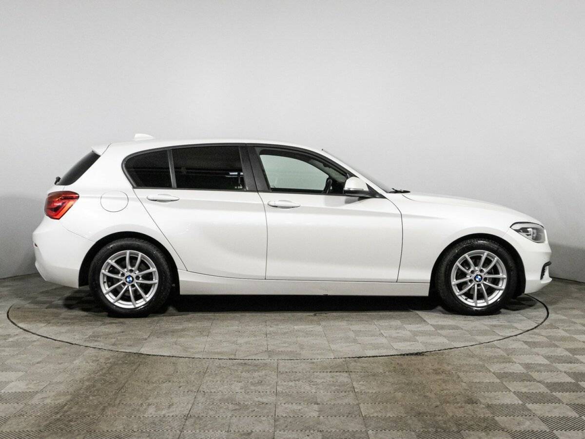 BMW 1 серии 118i, 2018 - фото №4