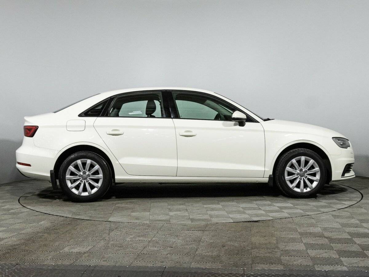 Audi A3, 2015 - фото №4