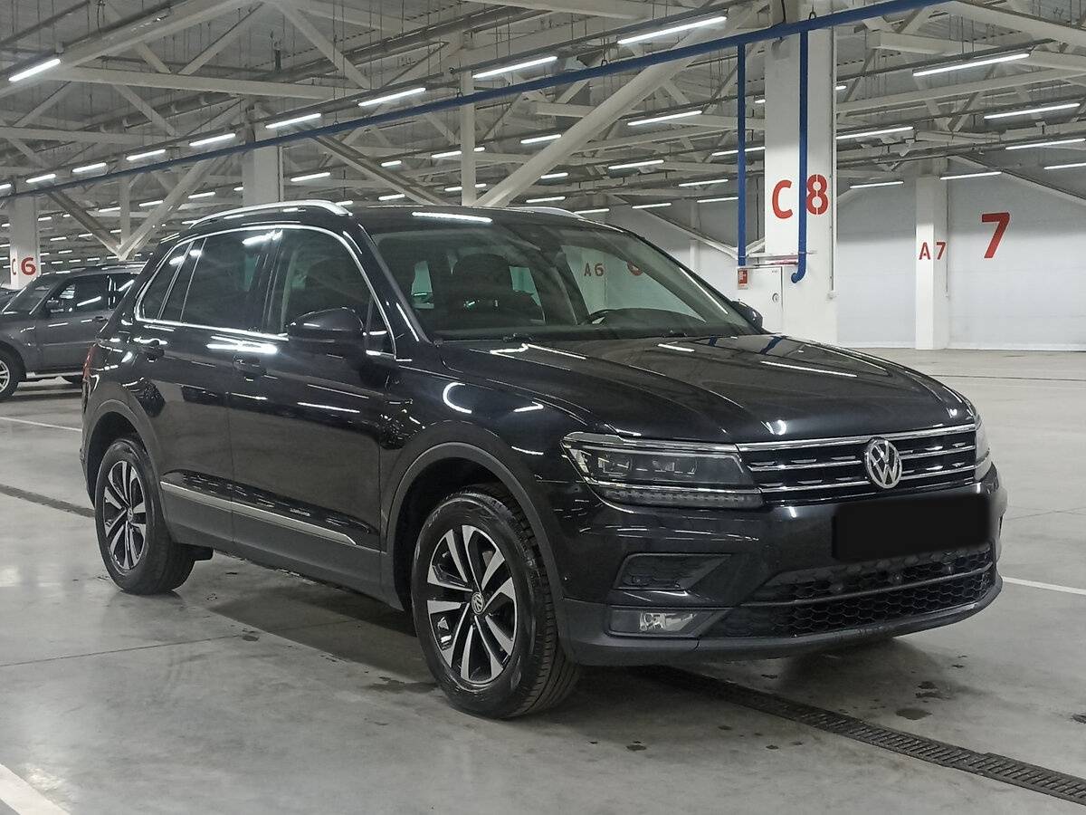 Volkswagen Tiguan, 2019 - фото №3