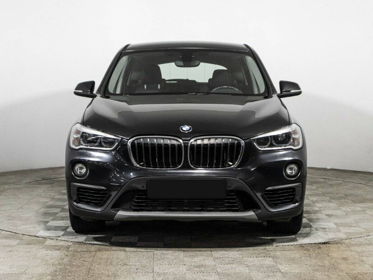 BMW X1 20i xDrive, 2018 - фото №2