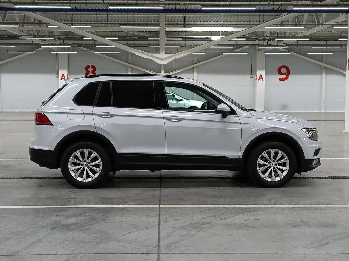 Volkswagen Tiguan, 2019 - фото №4