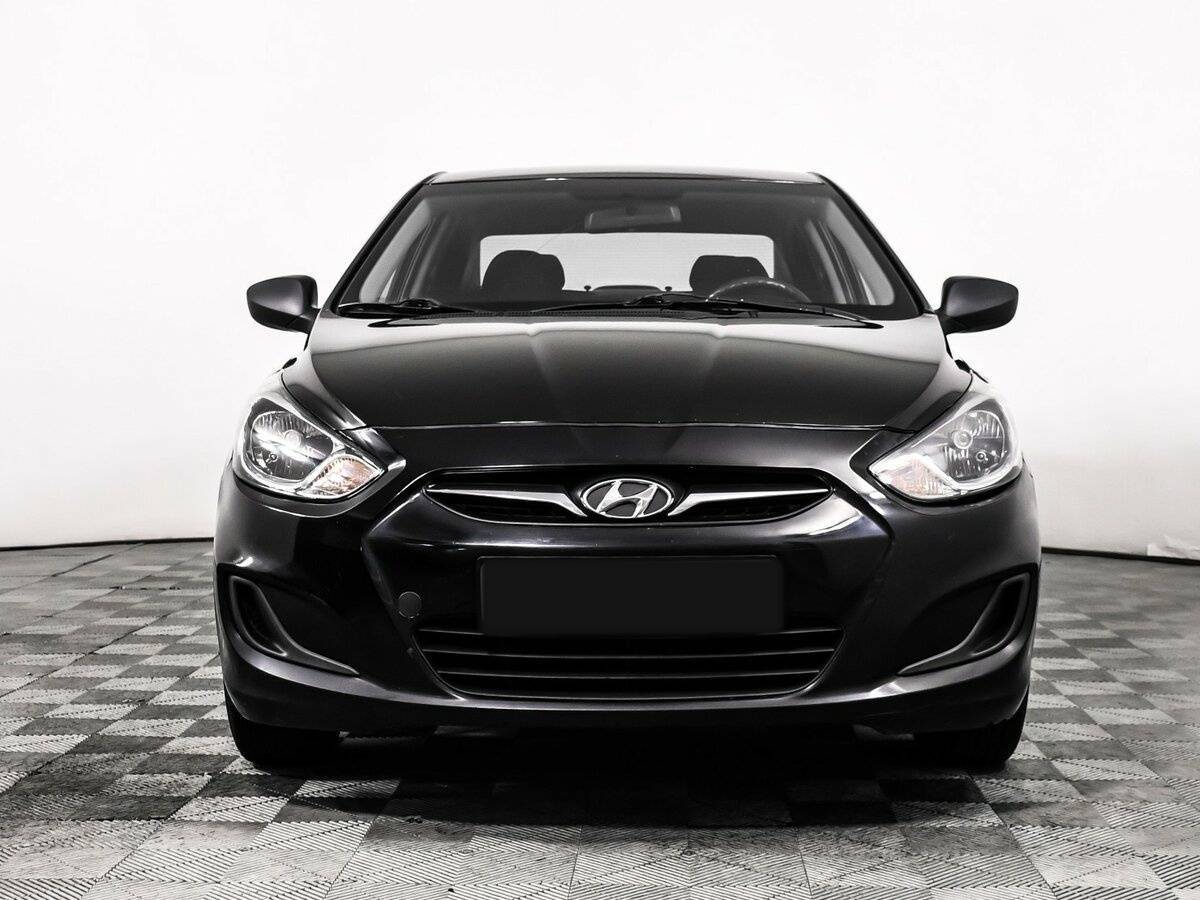 Hyundai Solaris, 2012 - фото №2