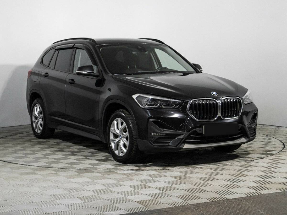 BMW X1 18d xDrive, 2021 - фото №3