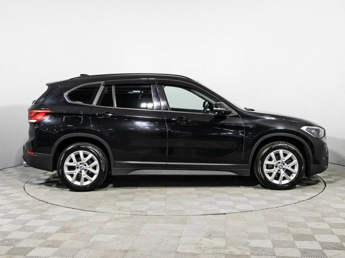 BMW X1 18d xDrive, 2021 - фото №4