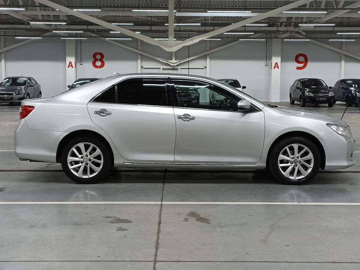 Toyota Camry, 2014 - фото №4