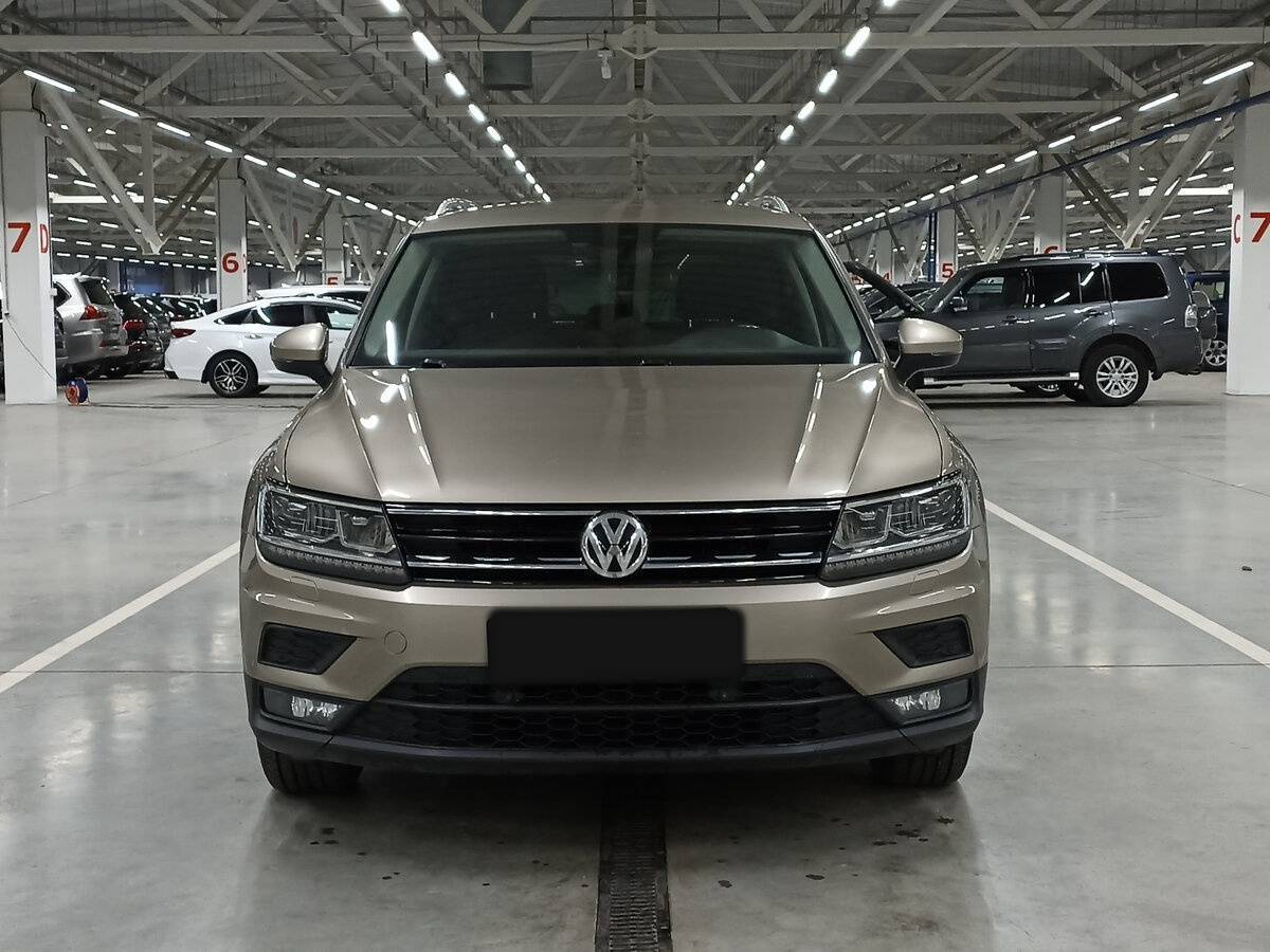 Volkswagen Tiguan, 2017 - фото №2