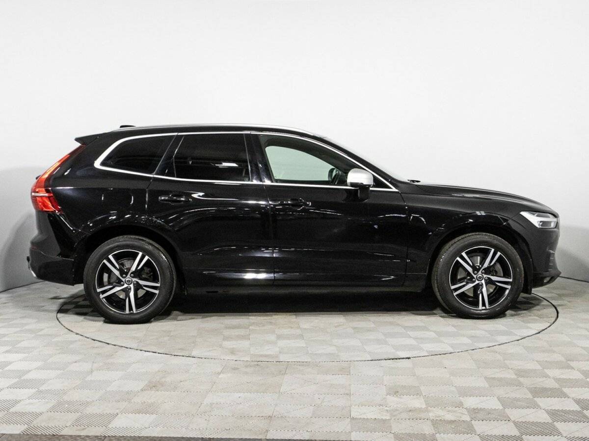 Volvo XC60, 2018 - фото №4