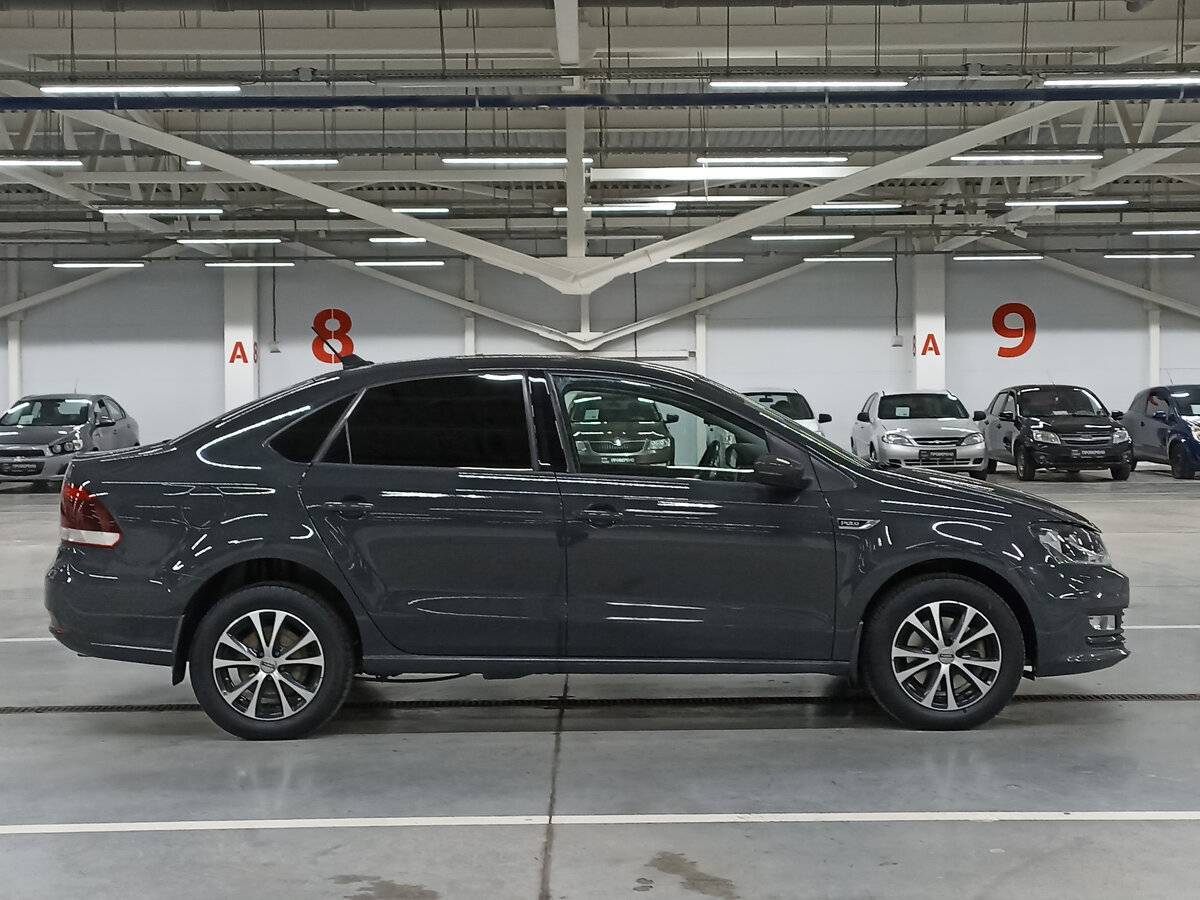 Volkswagen Polo, 2018 - фото №4