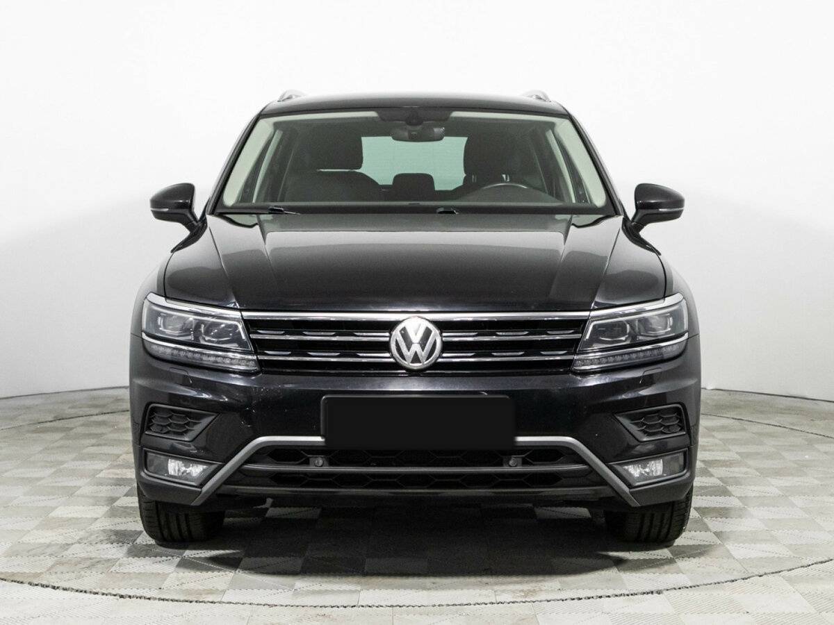 Volkswagen Tiguan, 2018 - фото №2