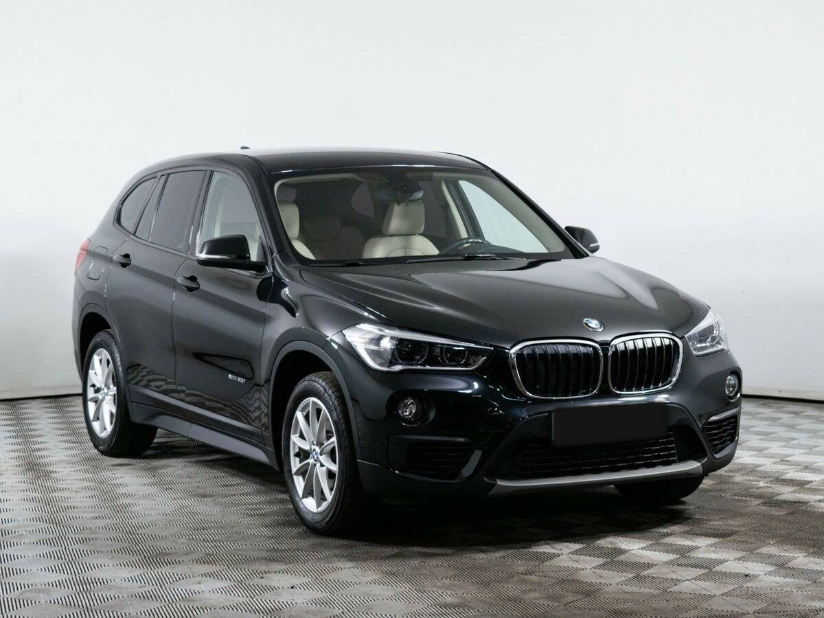 BMW X1 20i xDrive, 2017 - фото №3