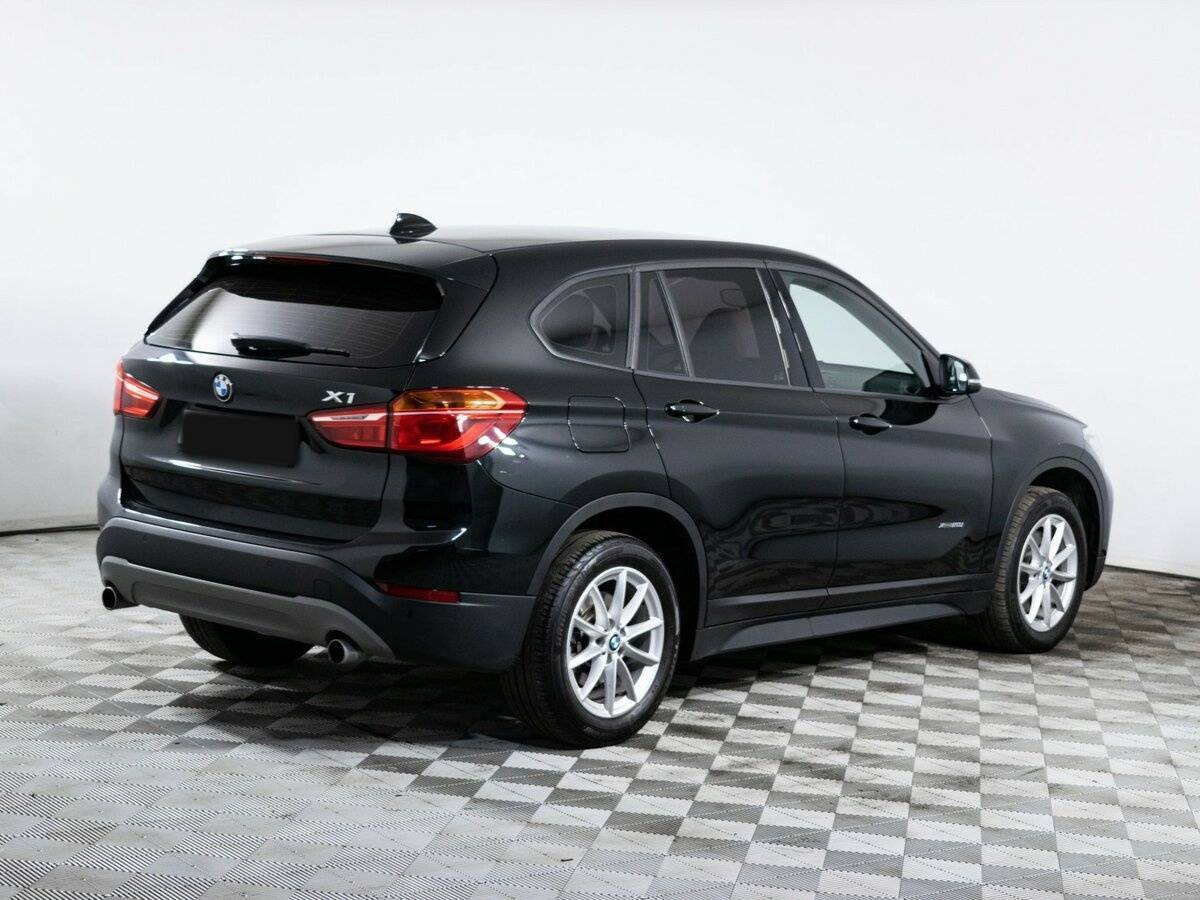 BMW X1 20i xDrive, 2017 - фото №4