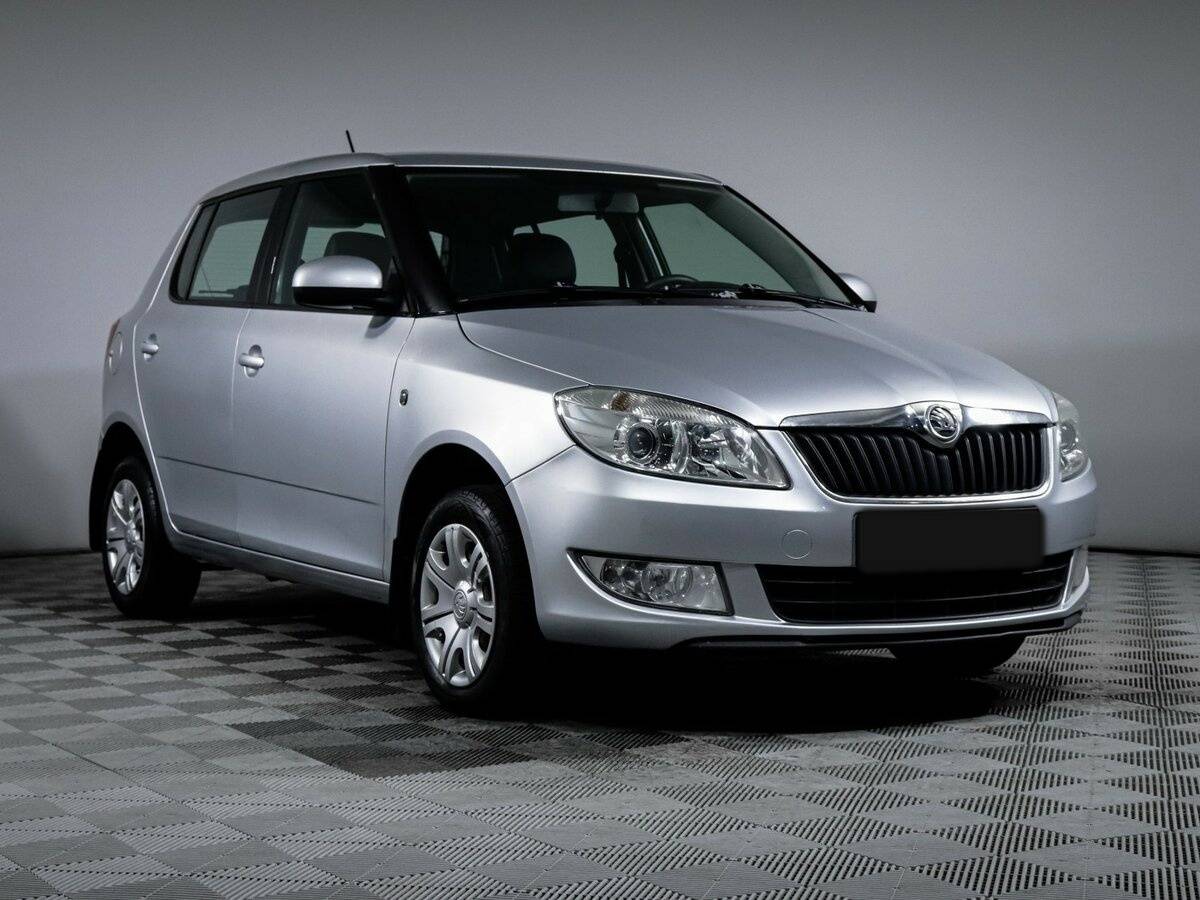 Skoda Fabia II Рестайлинг, 2014 - фото №3