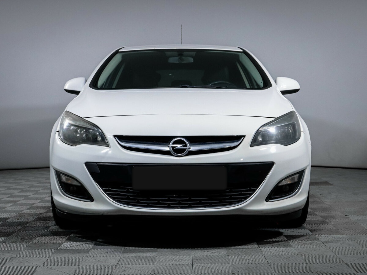 Opel Astra J Рестайлинг, 2014 - фото №2