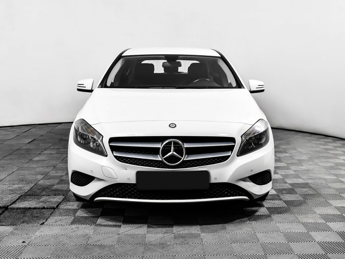 Mercedes-Benz A-Класс 180 III (W176), 2013 - фото №2