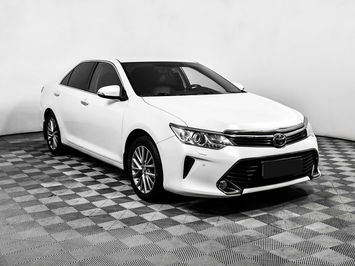 Toyota Camry VII (XV50) Рестайлинг, 2016 - фото №3