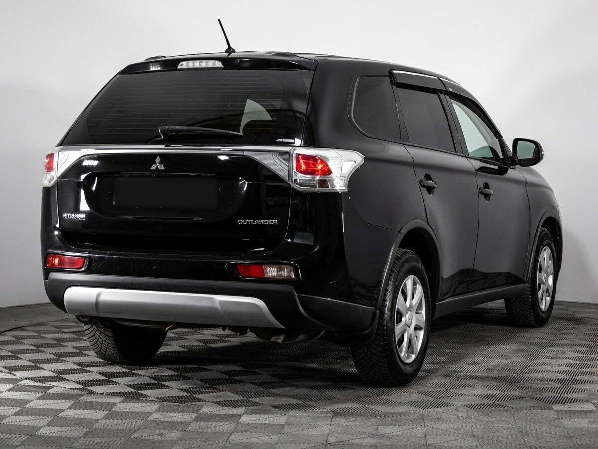 Mitsubishi Outlander III Рестайлинг, 2014 - фото №4