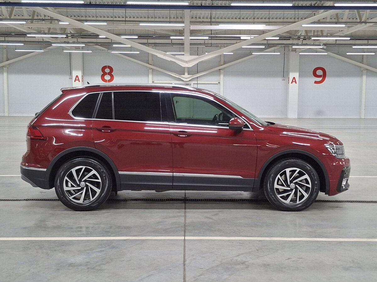 Volkswagen Tiguan II, 2018 - фото №4