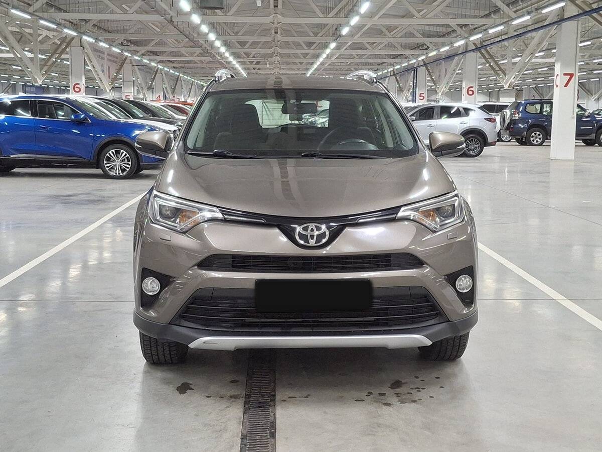 Toyota RAV4 IV (XA40) Рестайлинг, 2015 - фото №2