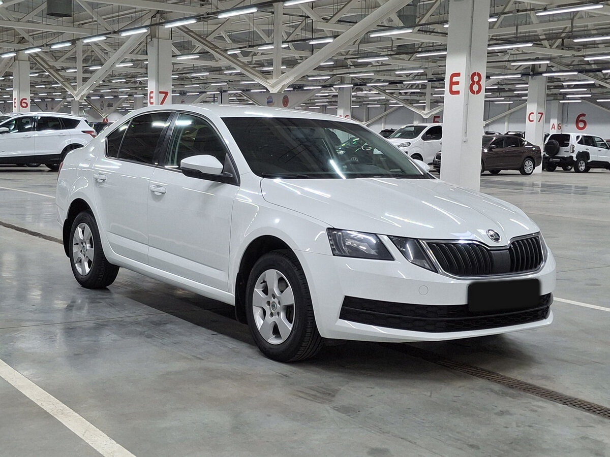 Skoda Octavia III (A7) Рестайлинг, 2018 - фото №3