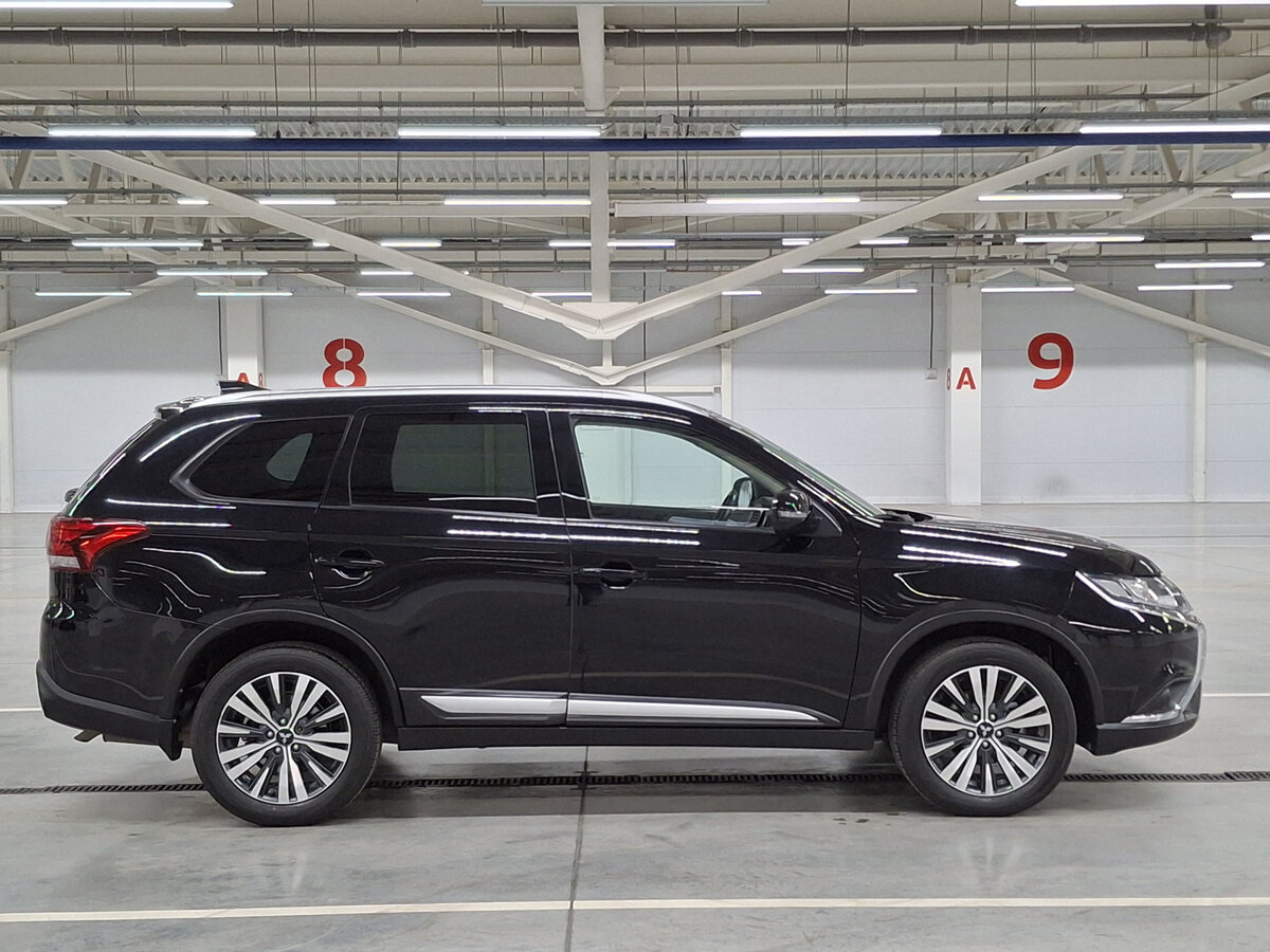 Mitsubishi Outlander III Рестайлинг 3, 2020 - фото №4