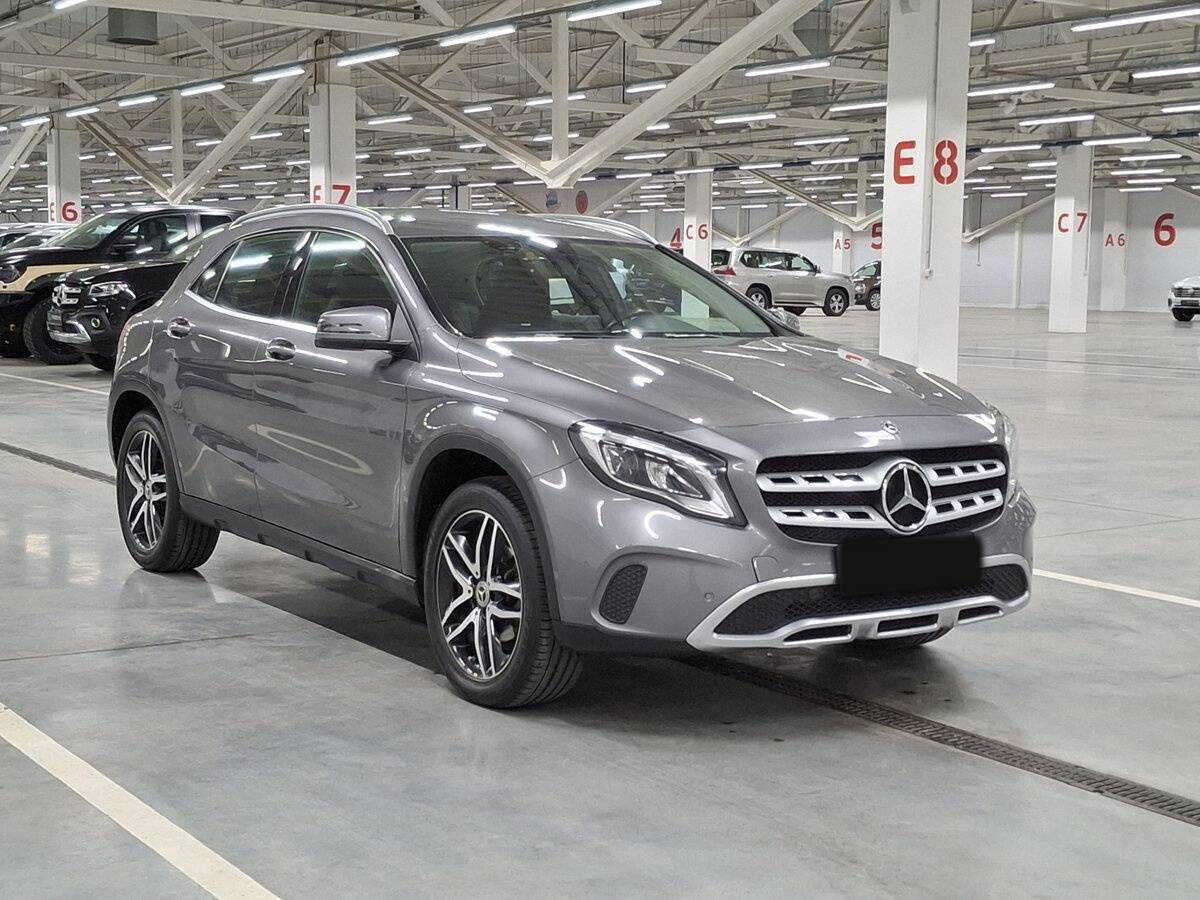 Mercedes-Benz GLA 200 I (X156) Рестайлинг, 2018 - фото №3