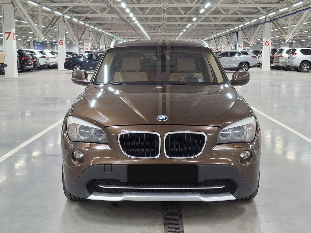 BMW X1 20d I (E84), 2012 - фото №2